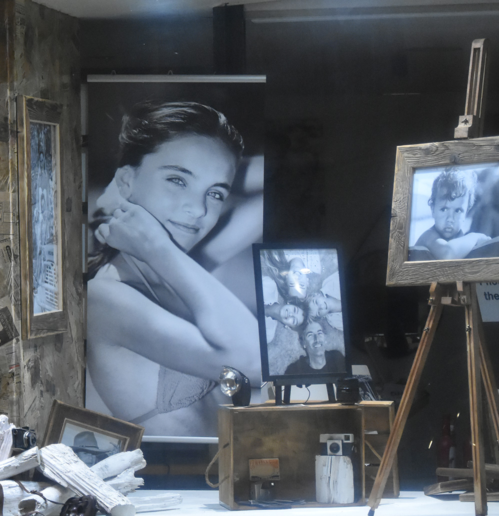 shop-window-001